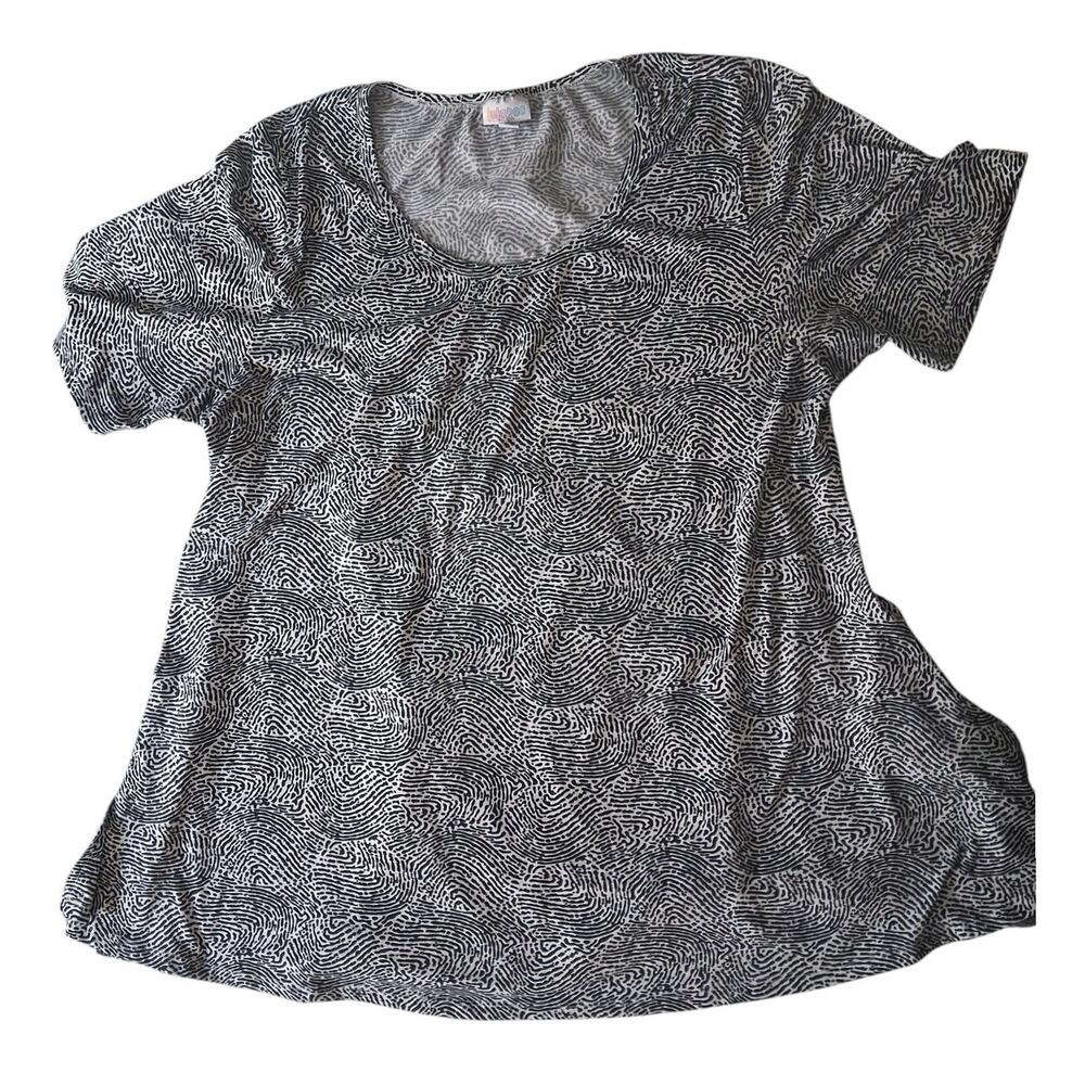 LuLaRoe Womens Black and White T-shirt Short Sleeve Scoop Neck Size 2XL - Picture 2 of 7